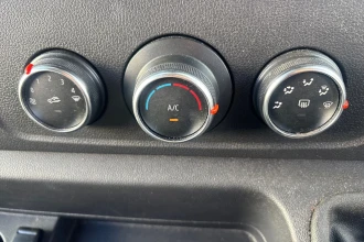Vehicle Thumbnail 14