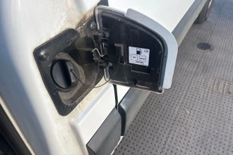 Vehicle Thumbnail 8
