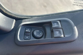 Vehicle Thumbnail 10