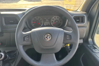 Vehicle Thumbnail 20