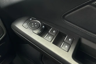 Vehicle Thumbnail 40