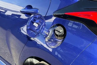 Vehicle Thumbnail 28