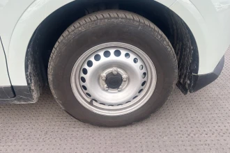 Vehicle Thumbnail 4