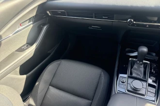 Vehicle Thumbnail 38