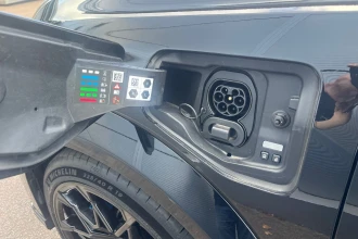 Vehicle Thumbnail 16