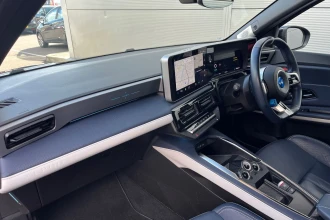 Vehicle Thumbnail 25