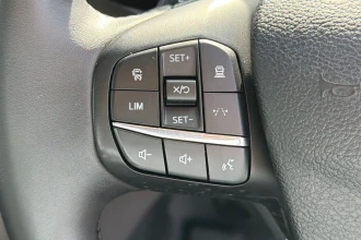 Vehicle Thumbnail 18