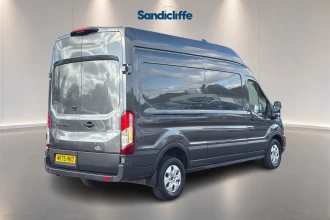 Vehicle Thumbnail 4