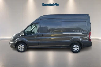Vehicle Thumbnail 7