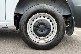 Vehicle Thumbnail 20
