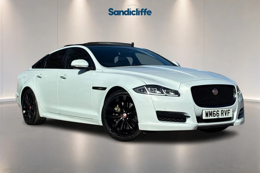 2016 JAGUAR XJ