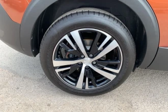 Vehicle Thumbnail 19