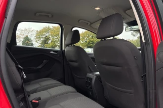 Vehicle Thumbnail 32