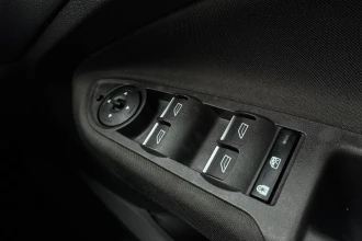 Vehicle Thumbnail 39