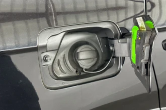 Vehicle Thumbnail 16