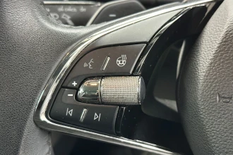 Vehicle Thumbnail 33