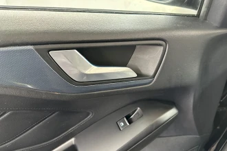 Vehicle Thumbnail 32