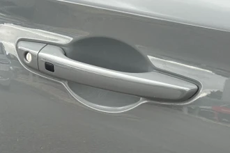 Vehicle Thumbnail 13