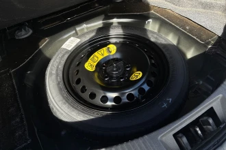 Vehicle Thumbnail 26