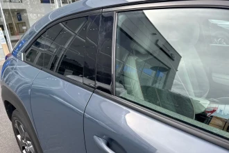 Vehicle Thumbnail 11