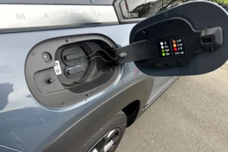 Vehicle Thumbnail 16