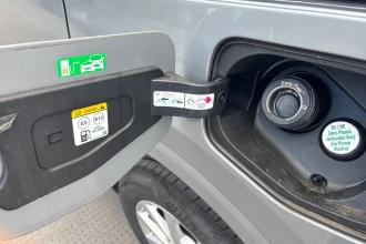 Vehicle Thumbnail 8