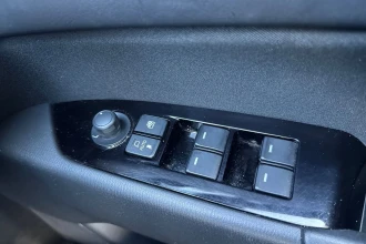Vehicle Thumbnail 24