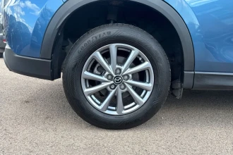 Vehicle Thumbnail 11