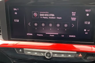 Vehicle Thumbnail 40
