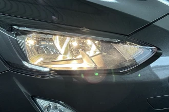Vehicle Thumbnail 53