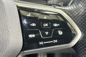 Vehicle Thumbnail 34
