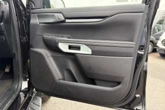 Vehicle Thumbnail 18