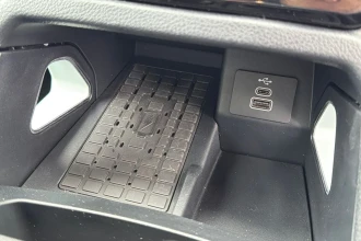 Vehicle Thumbnail 30