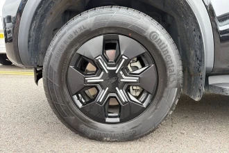 Vehicle Thumbnail 37