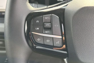Vehicle Thumbnail 20