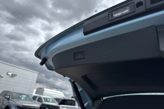 Vehicle Thumbnail 18