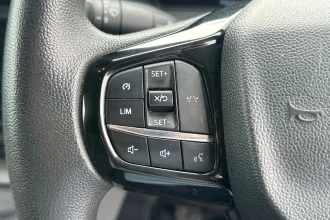 Vehicle Thumbnail 24