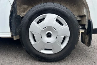 Vehicle Thumbnail 33
