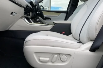 Vehicle Thumbnail 22