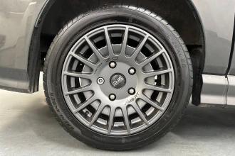 Vehicle Thumbnail 23
