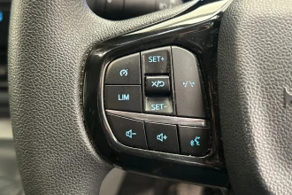 Vehicle Thumbnail 26