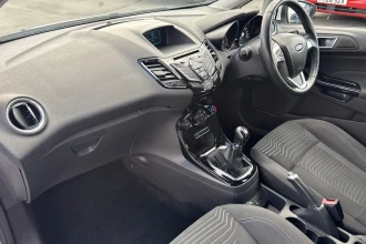 Vehicle Thumbnail 14