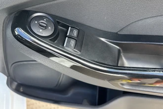 Vehicle Thumbnail 19