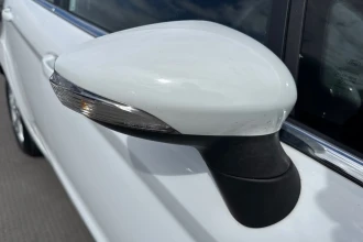 Vehicle Thumbnail 35
