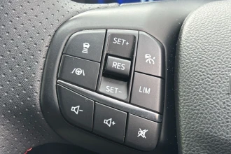 Vehicle Thumbnail 33