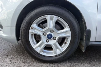 Vehicle Thumbnail 19
