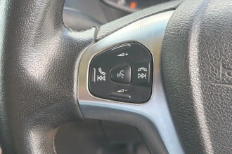 Vehicle Thumbnail 27