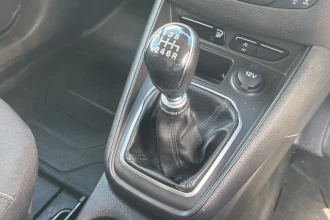Vehicle Thumbnail 30