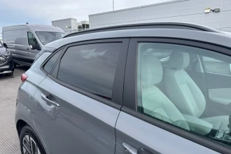 Vehicle Thumbnail 11
