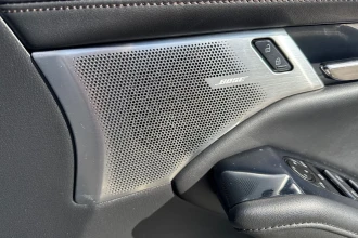 Vehicle Thumbnail 30